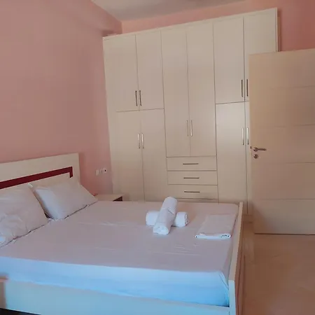 Adi Sarandë