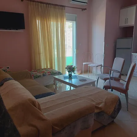 Adi Sarandë