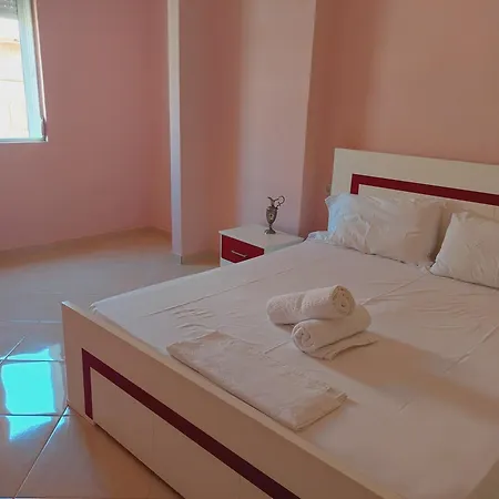 Adi Apartment *
